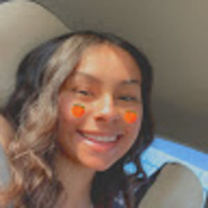 Meet your Posher, Ivette